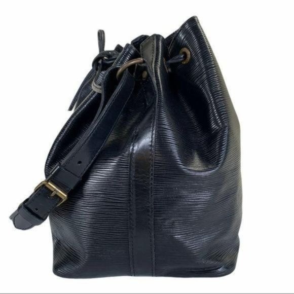 Louis Vuitton Handbags - Authentic Louis Vuitton Shoulder Bag Petit-Noe Black Epi Used LV Handbag Vintage
